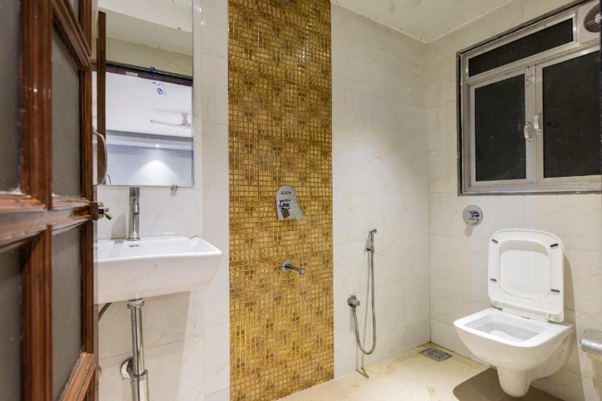 Fabhotel Twigo Inn Mumbai Bagian luar foto