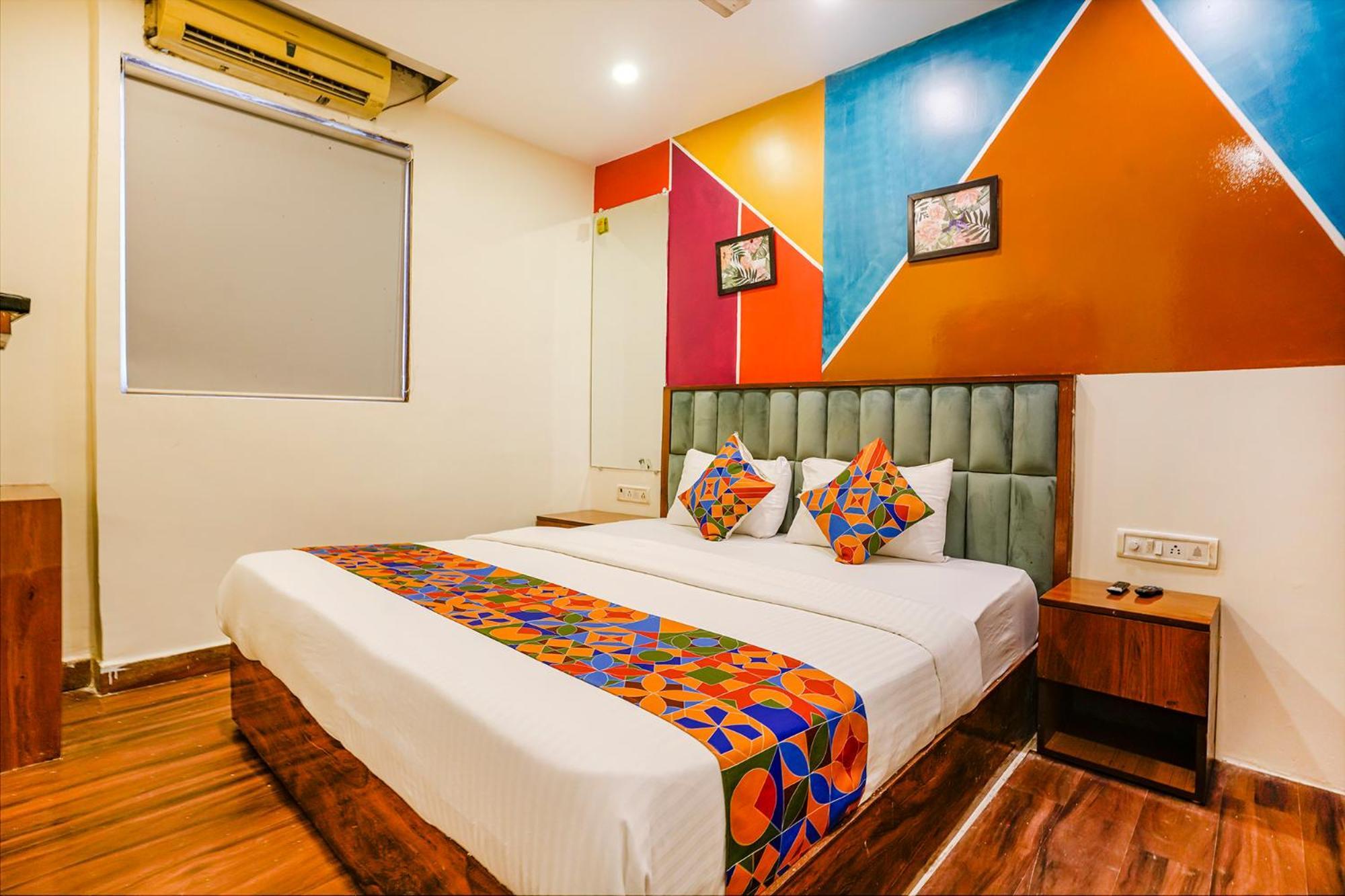 Fabhotel Twigo Inn Mumbai Bagian luar foto