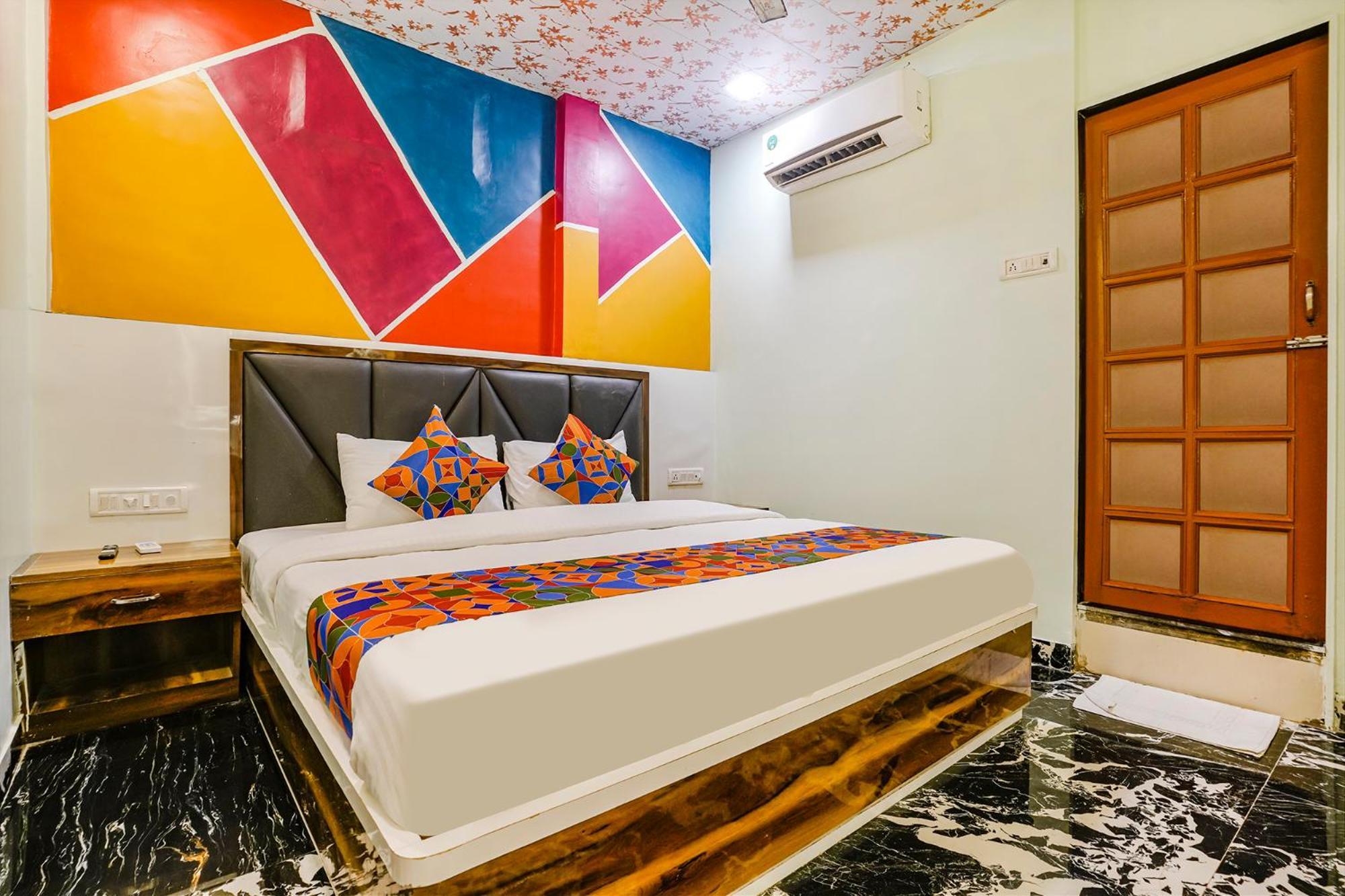 Fabhotel Twigo Inn Mumbai Bagian luar foto