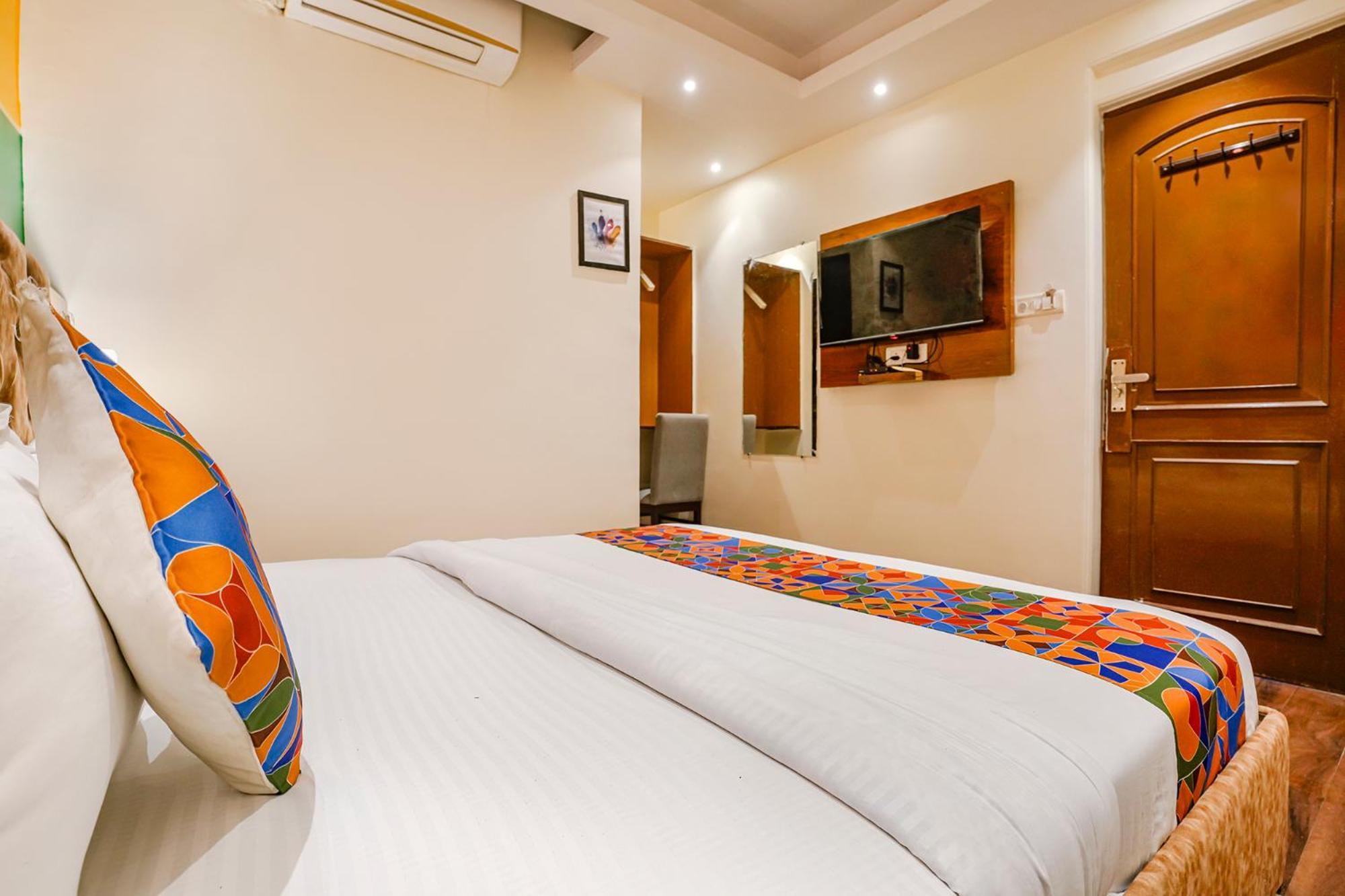 Fabhotel Twigo Inn Mumbai Bagian luar foto