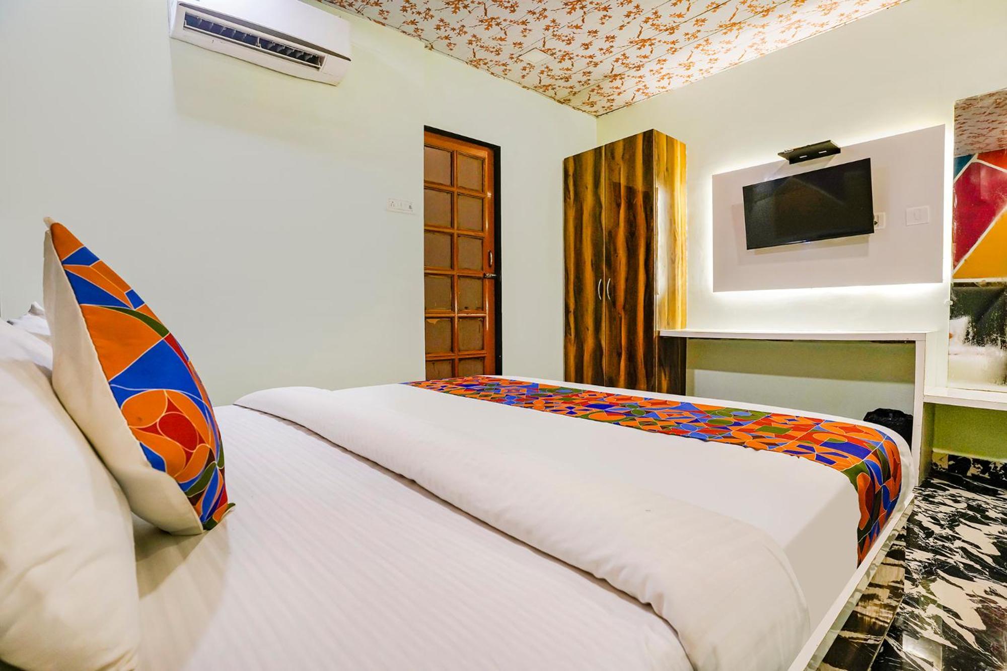 Fabhotel Twigo Inn Mumbai Bagian luar foto