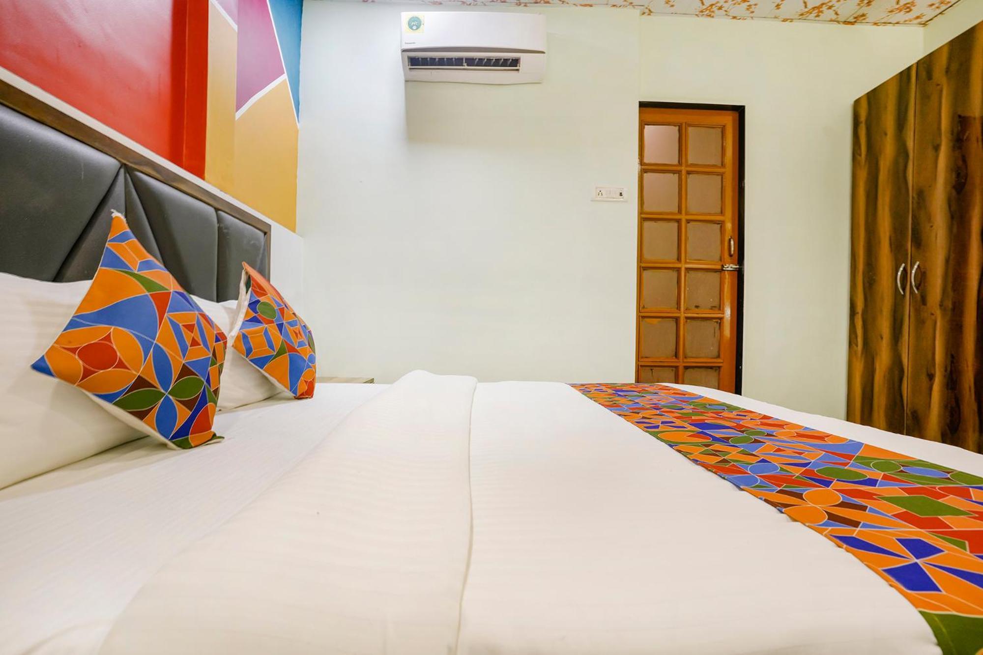Fabhotel Twigo Inn Mumbai Bagian luar foto